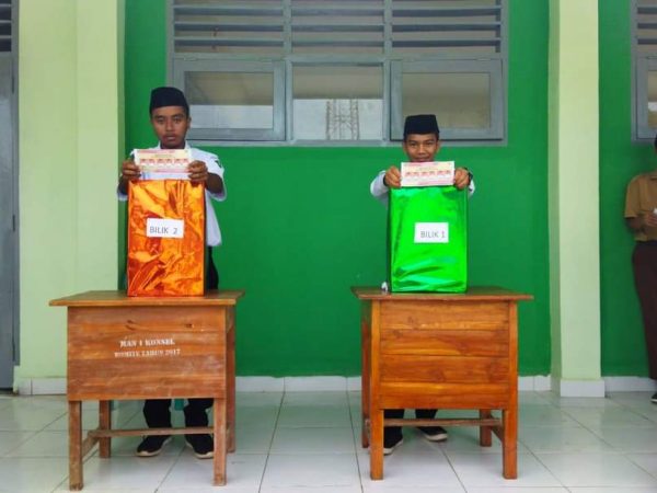 Pemilihan Ketua Osis MAN 1 Konsel Tahun 2021/2022