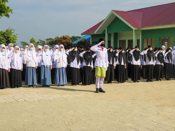 Upacara Memperingati Hari Santri Tahun 2021
