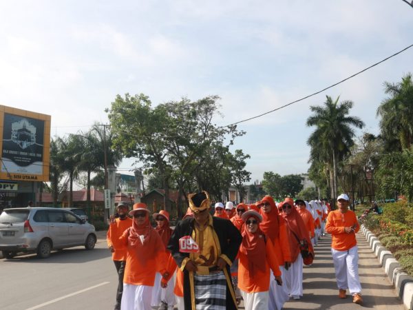 Aksi Damai Kirab Rukun Bersahabat dalam Rangka Hari Amal Bhakti Kemenag RI Ke 77 Tahun 2023