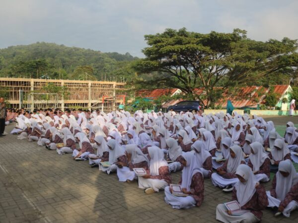 Tadarus Rutin Pagi MAN 1 Konawe Selatan