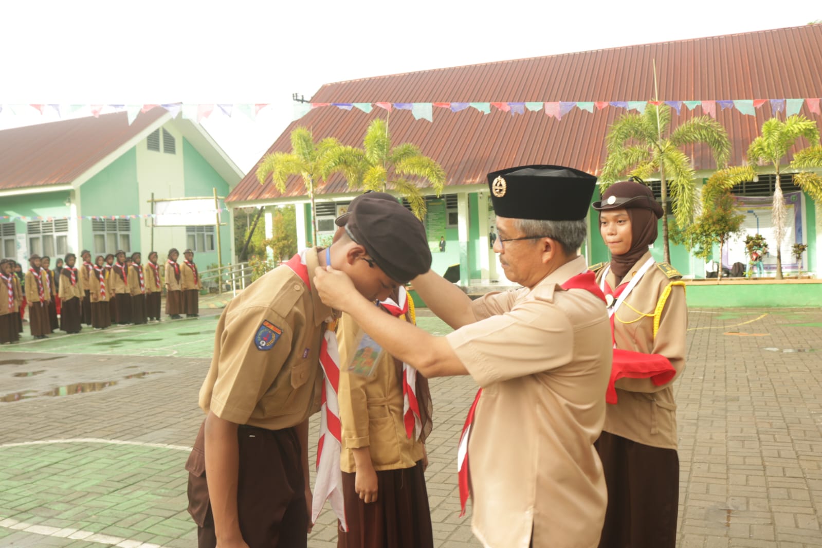 Anti Mainstream! MAN 1 Konsel Upgrade Pramuka Jadi Platform Disiplin Ibadah dan Aksi Nyata Kurikulum Berbasis Cinta