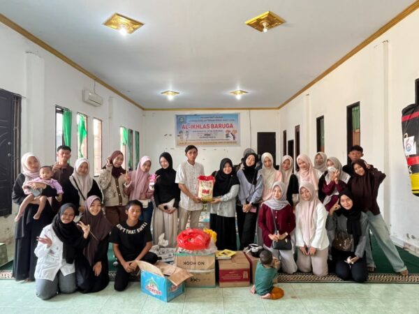 Inisiatif Mulia: Murid Kelas XII.2 MAN 1 Konawe Selatan Gelar Bakti Sosial di Panti Asuhan Al-Ikhlas